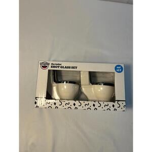 NIB BIGMOUTH Set of 2 1.5 Oz The Potty Toilet Shot Glasses